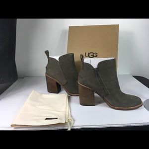 UGG Australia Pixley Ankle Booties in Gray Size 11